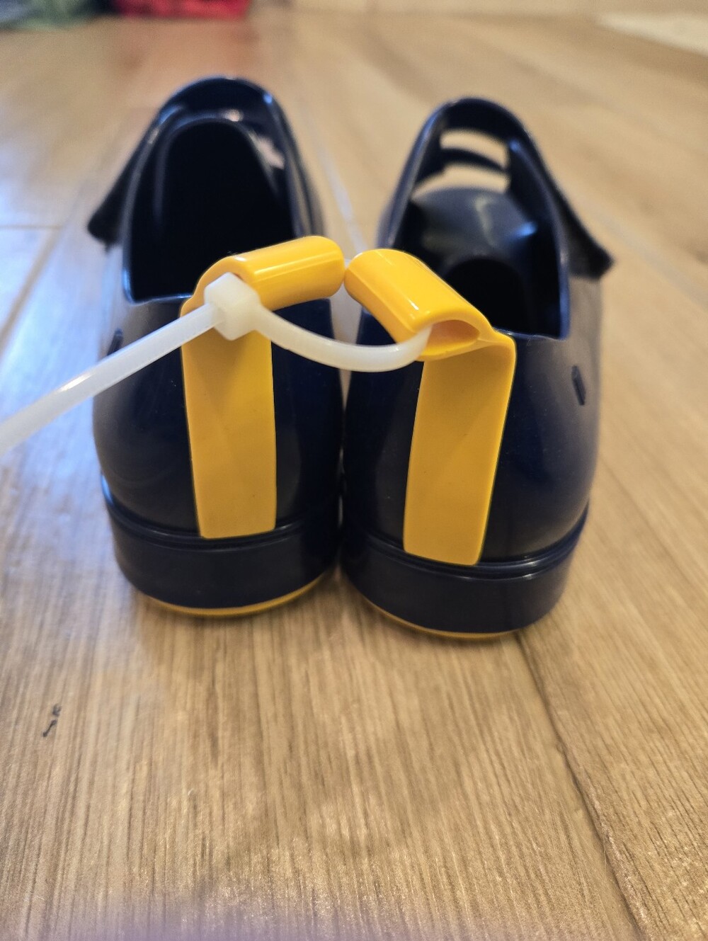 NWOT Mini Melissa Blue & Yellow Sneakers, 2 - Picture 4 of 7